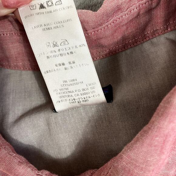 Patagonia Men's XL Pink Button Up Short Sleeve Outdoor - Picture 10 of 10